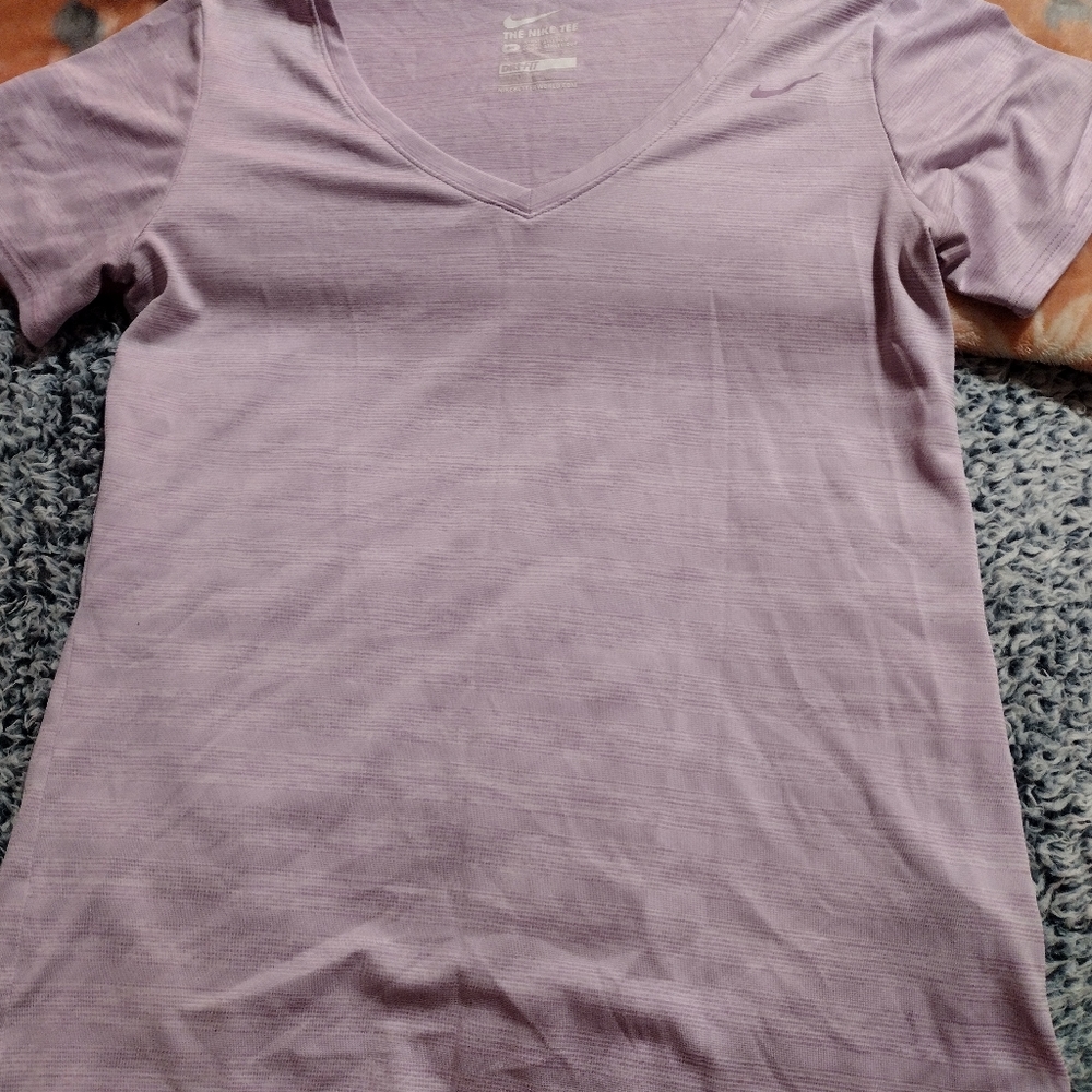 Nike tee
